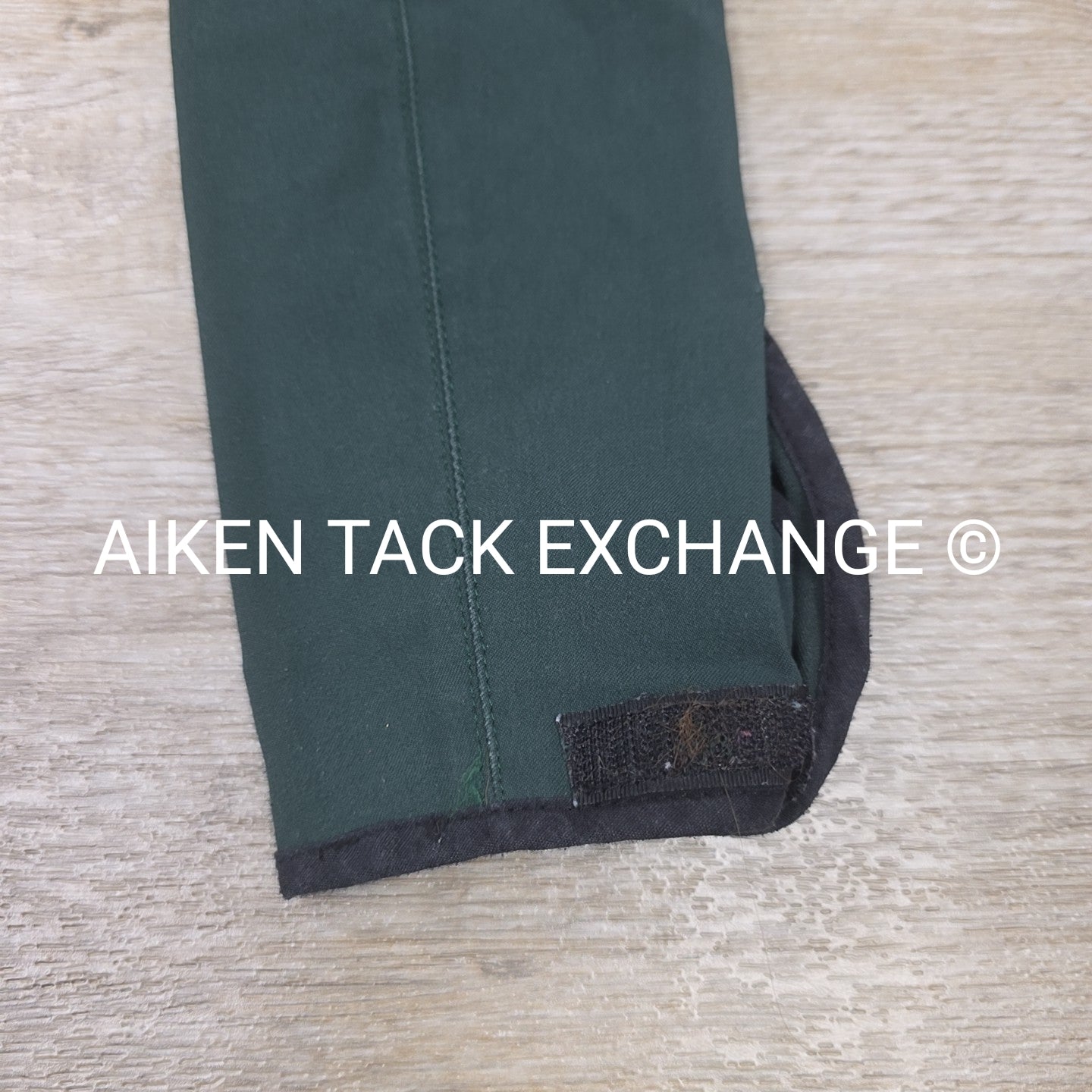 Tailored Sportsman Trophy Hunter Knee Patch Breeches, Size 10 R