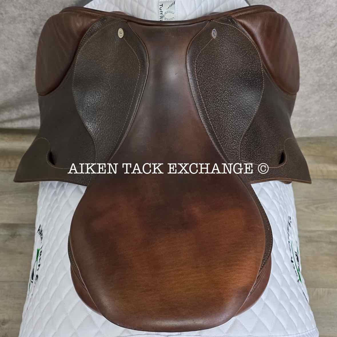 2017 PJ Close Contact Jump Saddle, 17" Seat, 3L Flap, Medium Wide Tree, Foam Panels