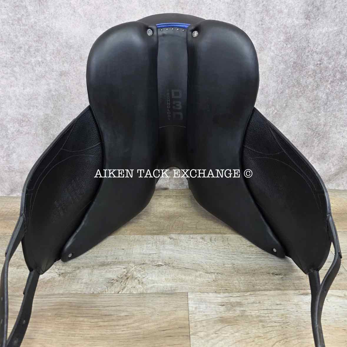 2018 Devoucoux Makila Lab Monoflap Dressage Saddle, 17.5" Seat - 2AA Flap, MW Tree, D3D Panels, Full Buffalo Leather