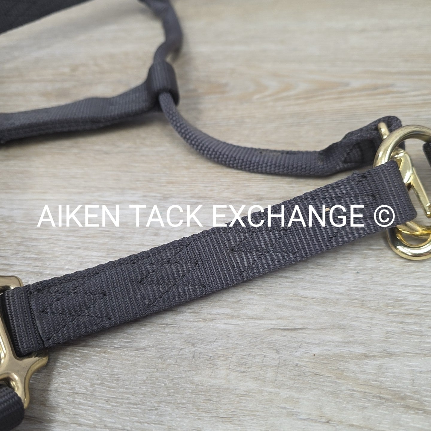 Nylon Halter, Size Medium