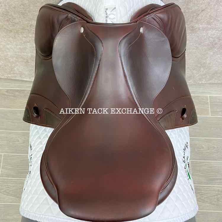 **SOLD** 2012 CWD SE02 Close Contact Jump Saddle, 17" Seat, 2C Flap, Medium Tree, Foam Panels, Full Buffalo Leather