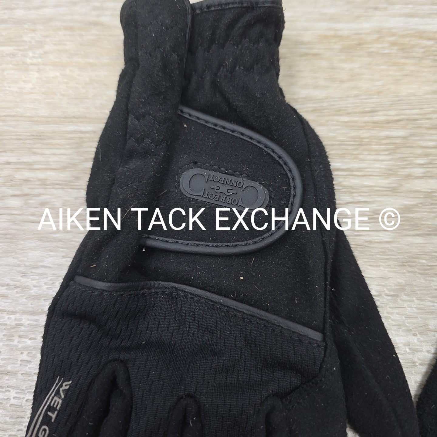 Correct Connect Wet Gripp Gloves, Size Medium