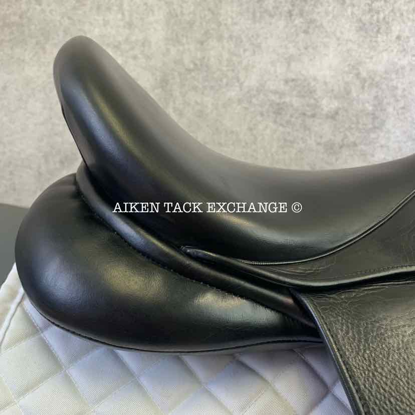 2012 Marcel Toulouse Marianne Platinum Genesis Dressage Saddle, 17.5" Seat, Adjustable Tree, Wool Flocked Panels