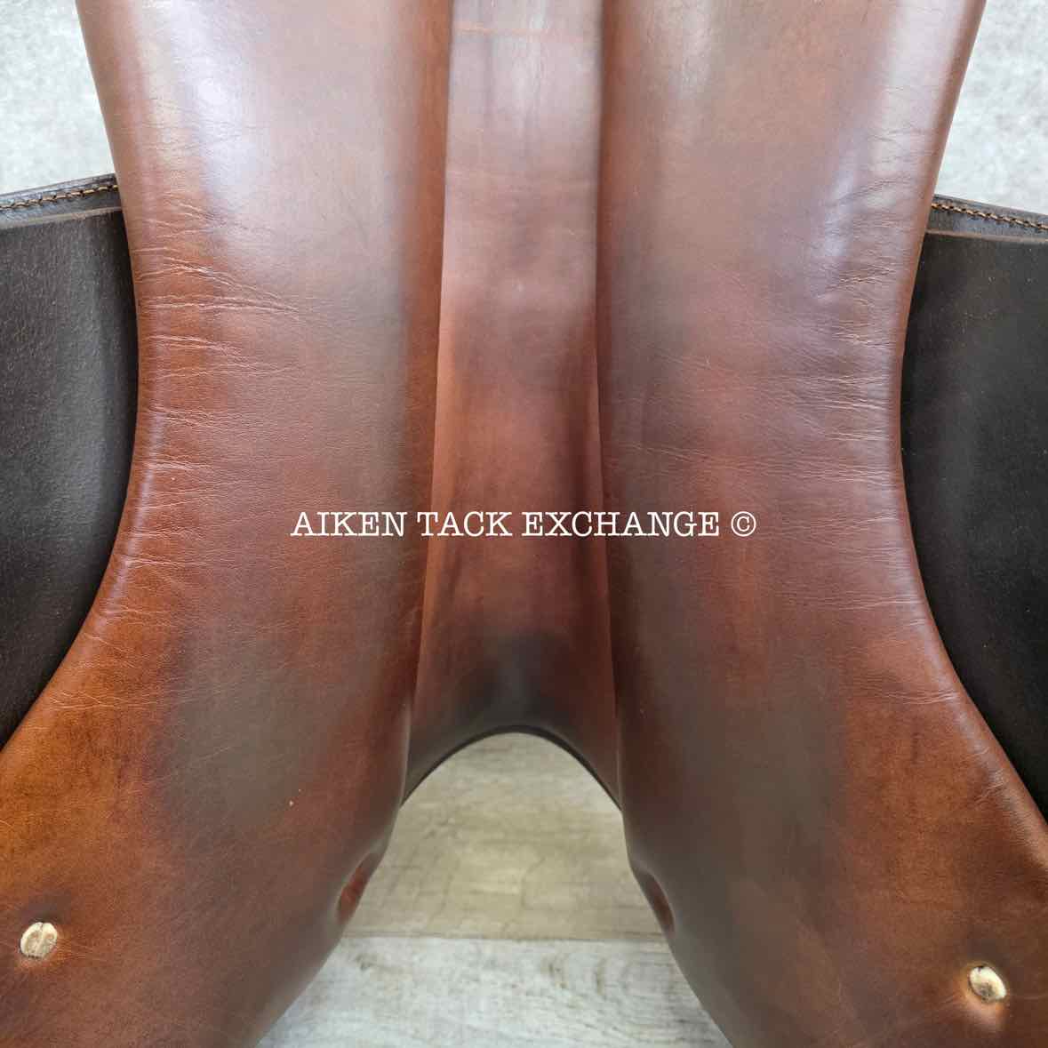 2017 PJ Close Contact Jump Saddle, 17" Seat, 3L Flap, Medium Wide Tree, Foam Panels