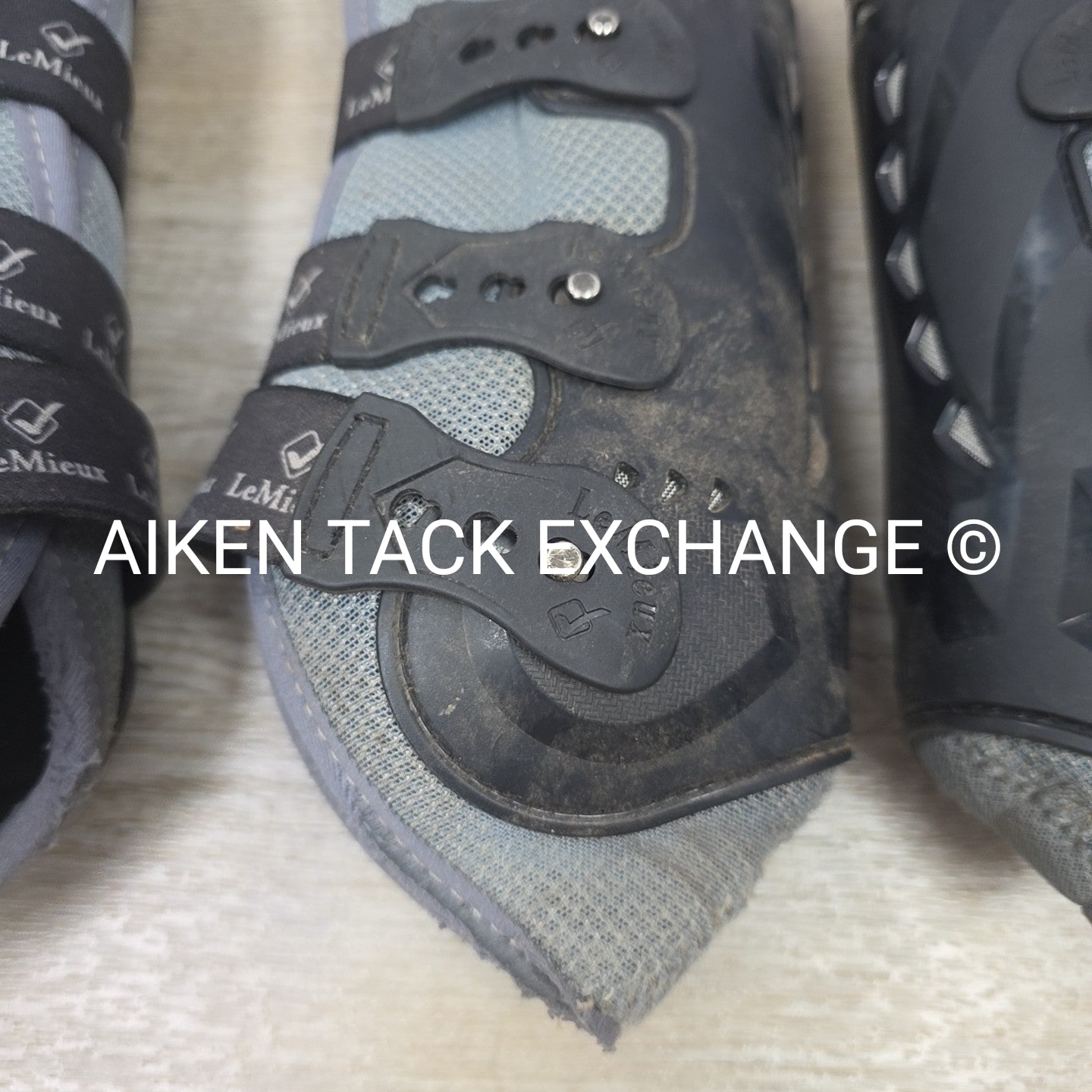 BARGAIN BUNDLE: LeMieux Open Front Tendon Boots, Medium Front & Large Hind