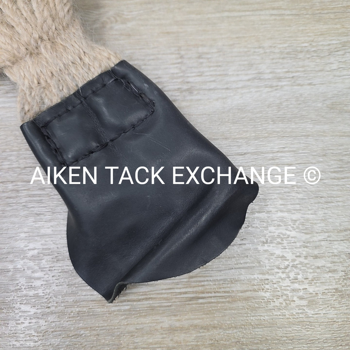 Montana Cincha Endurance Mohair Girth, 22"