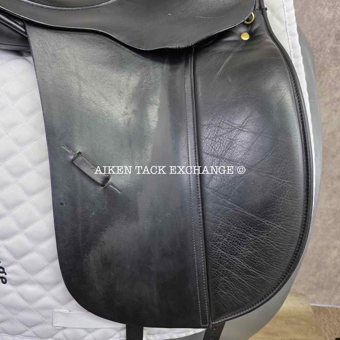 Albion SLK Dressage Saddle, 18" Seat, Medium Wide Tree, Wool Flocked Panels
