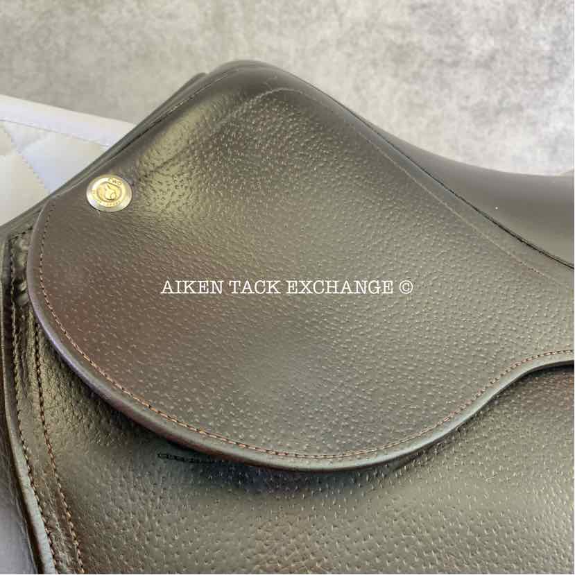 2017 CWD SE03 Close Contact Jump Saddle, 17.5" Seat, 3L Flap, Medium Wide Tree, Foam Panels