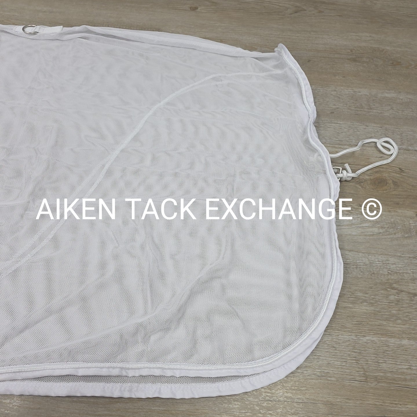 Fenwick Equestrian BodyGuard Mesh Cooler, White (has some marks) 62"