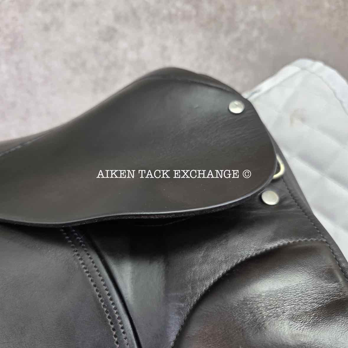 Legend Dressage Saddle, 17" Seat, M/MW Tree, Wool Flocked Panels