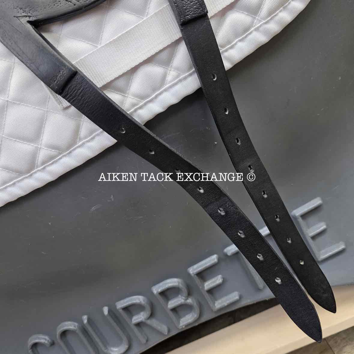 2022 Devoucoux Makila Harmonie Monoflap Dressage Saddle, 17.5" Seat - 002, 2A Flap, Dynamick Tree - Medium, D3D Panels, Full Buffalo Leather