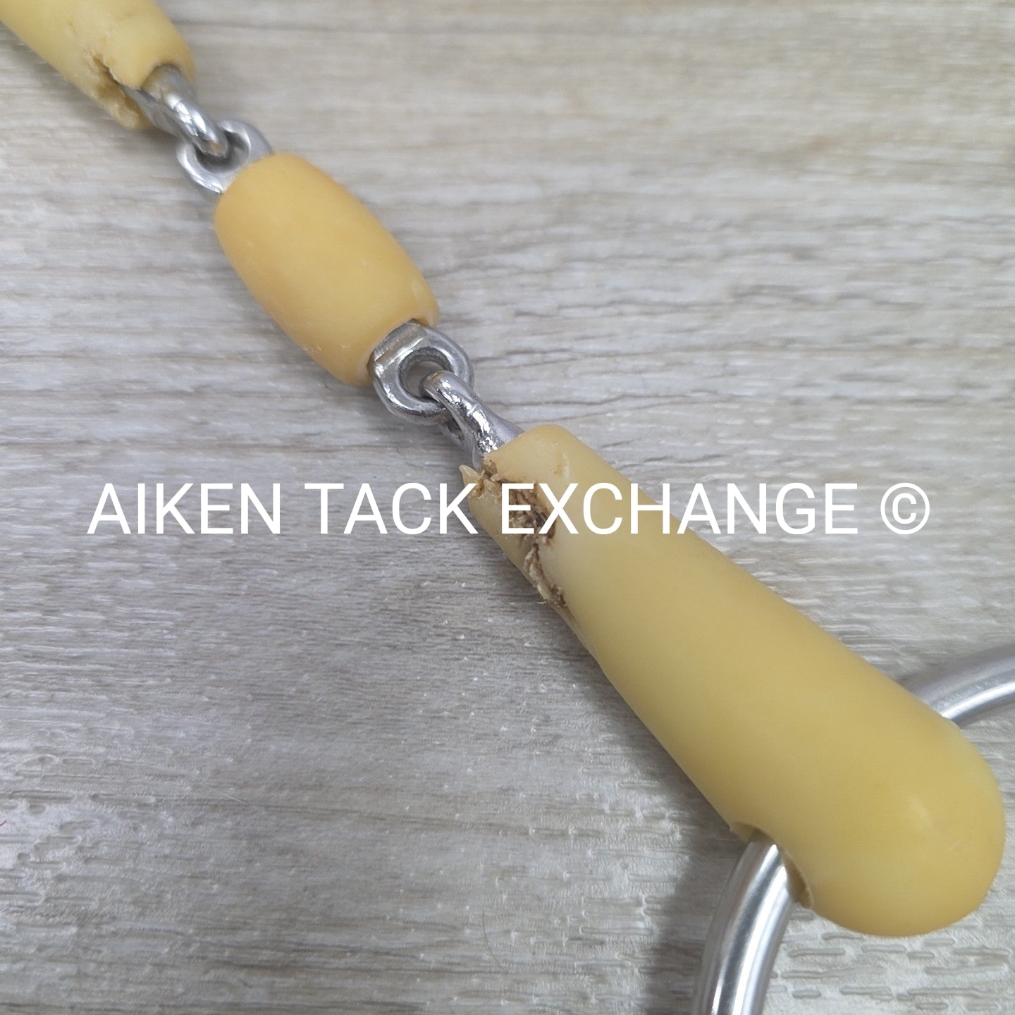 Happy Mouth Double Joint Loose Ring Bit (Has Chew Marks) 5.5"