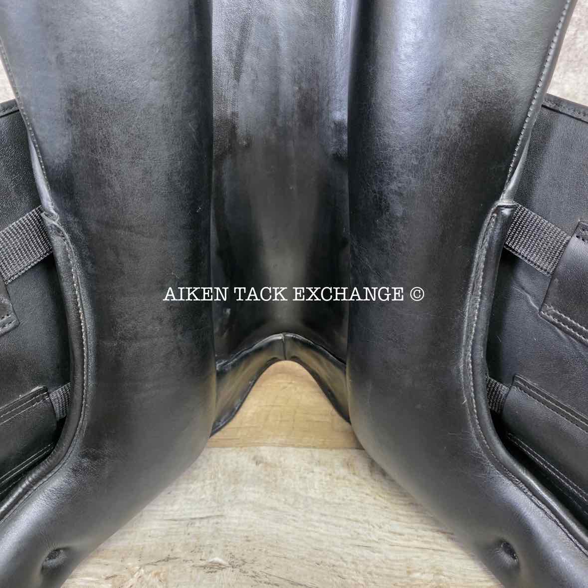 **On Trial** Marcel Toulouse Verona Monoflap Dressage Saddle, 17.5" Seat, MW/W Tree, Wool Flocked Panels