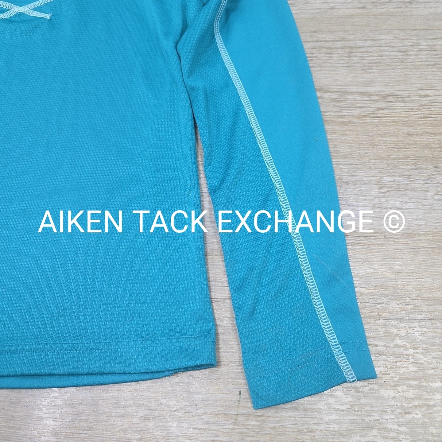 BARGAIN BUNDLE: 2 HUK Long Sleeve Tops, Size XSmall