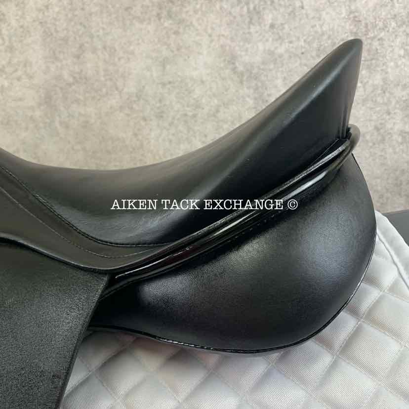 **SOLD** 2016 Passier Sirius Dressage Saddle, 18" Seat, Medium Tree with FRT-System, Wool Flocked Panels