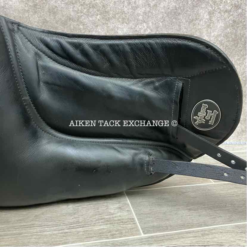 2018 Custom Saddlery Wolfgang Omni Monoflap Dressage Saddle, 17.5" Seat, Adjustable Tree, Wool Flocked Panels