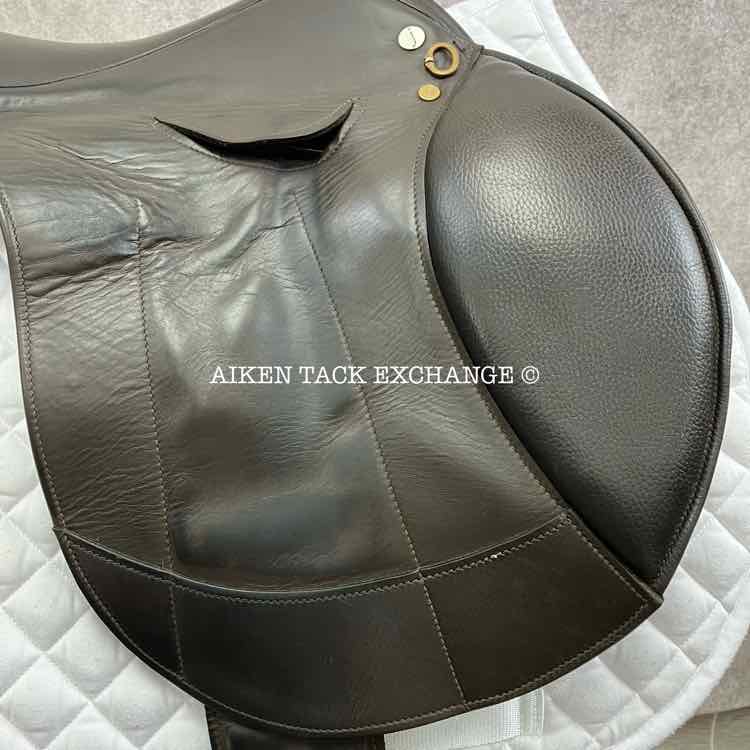**SOLD** 2012 Jeffries Flyover Monoflap Jump Saddle, 18" Seat, Wide Tree, Wool Flocked Panels