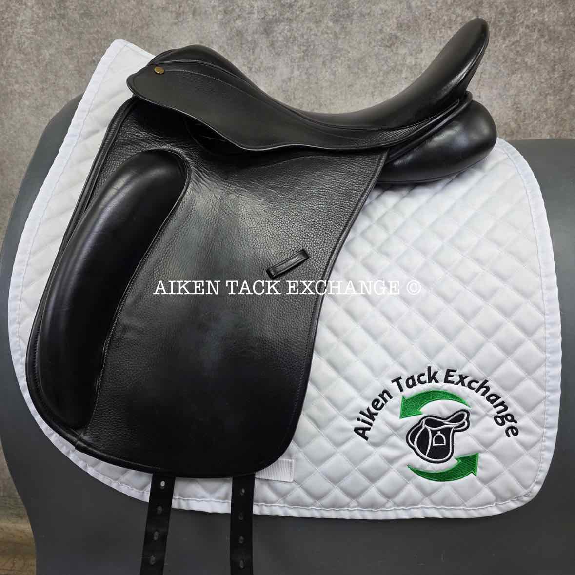 2011 County Perfection Dressage Saddle, 17" Seat, Adjustable Flap, Medium Narrow Tree, Wool Flocked Panels