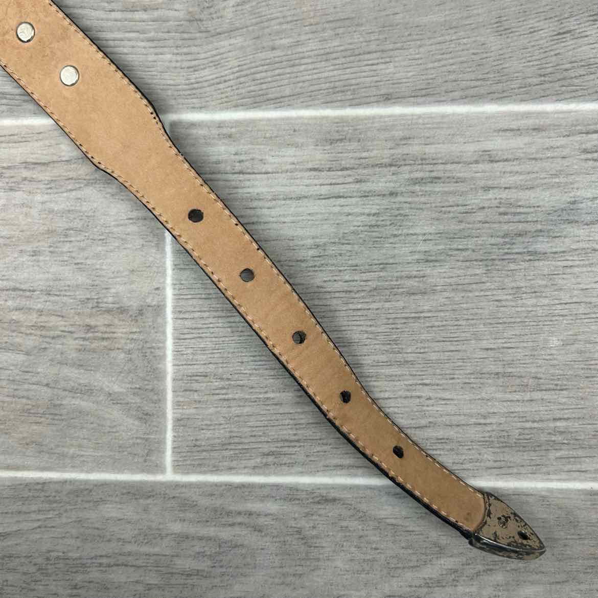 Belt, Size Small (has blemishes)