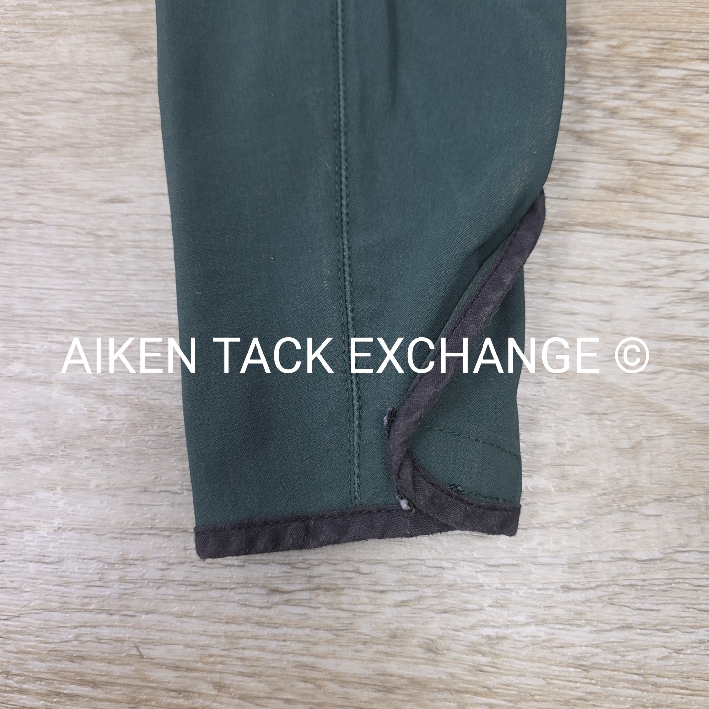 Tailored Sportsman Trophy Hunter Knee Patch Breeches, Size 12