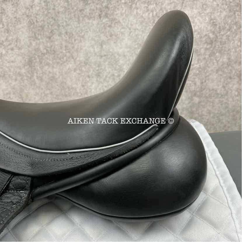 2015 Custom Saddlery Everest Monoflap Dressage Saddle, 18" Seat, Short Flap, Adjustable Tree, Wool Flocked Panels