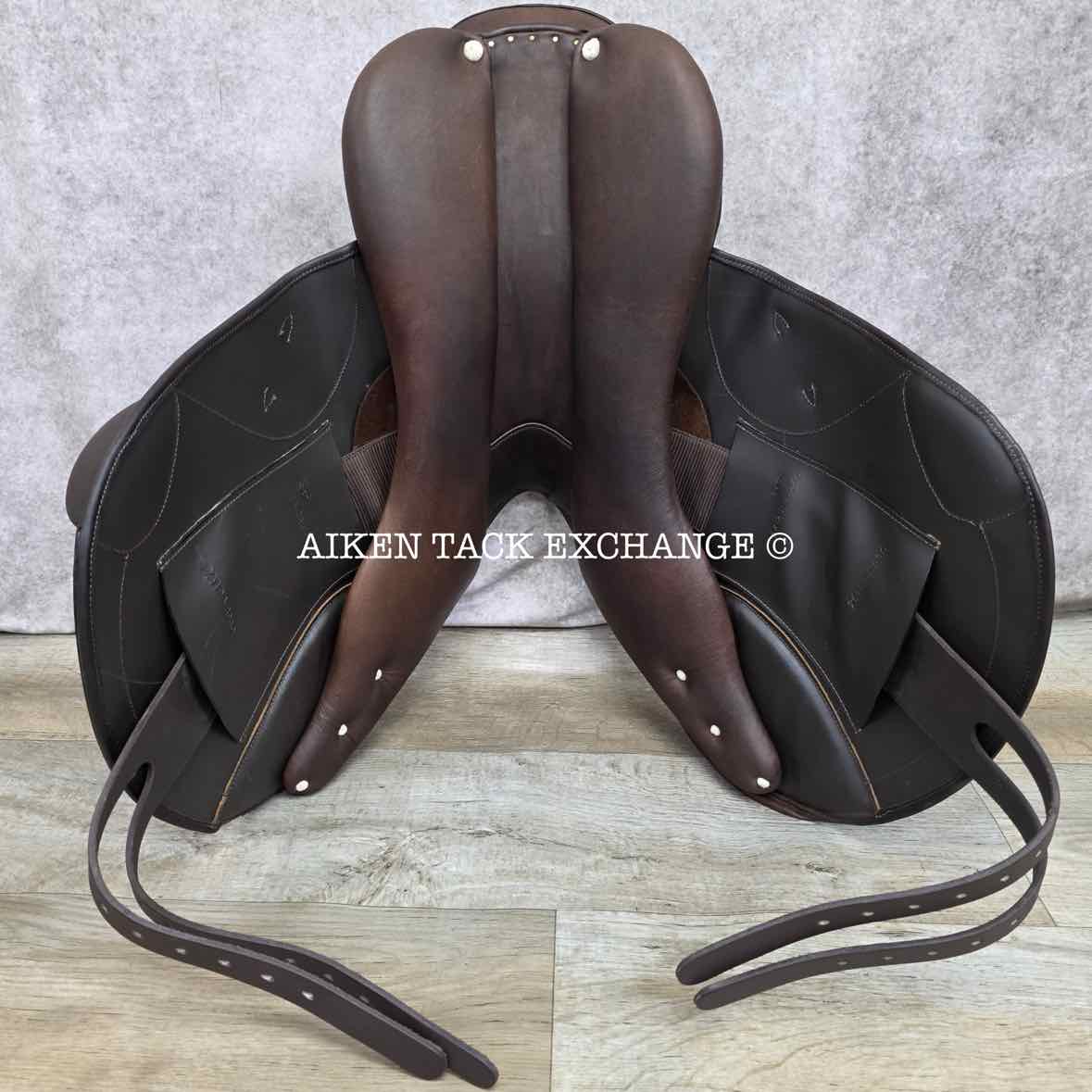 HDR - Henri de Rivel Phoenix IGP Monoflap Jump Saddle, 18" Seat, Adjustable Tree - Changeable Gullet, Foam Panels