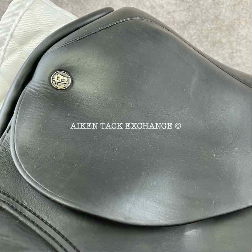 Lauriche by AJ Foster Dressage Saddle, 18" Seat, Medium Tree, Foam Panels