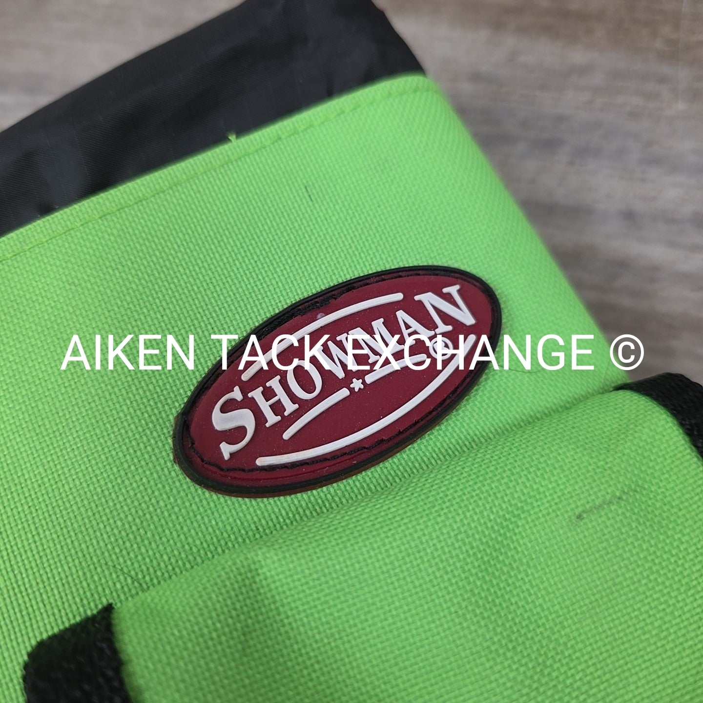 Showman Nylon Insulated Bottle Carrier with Pocket