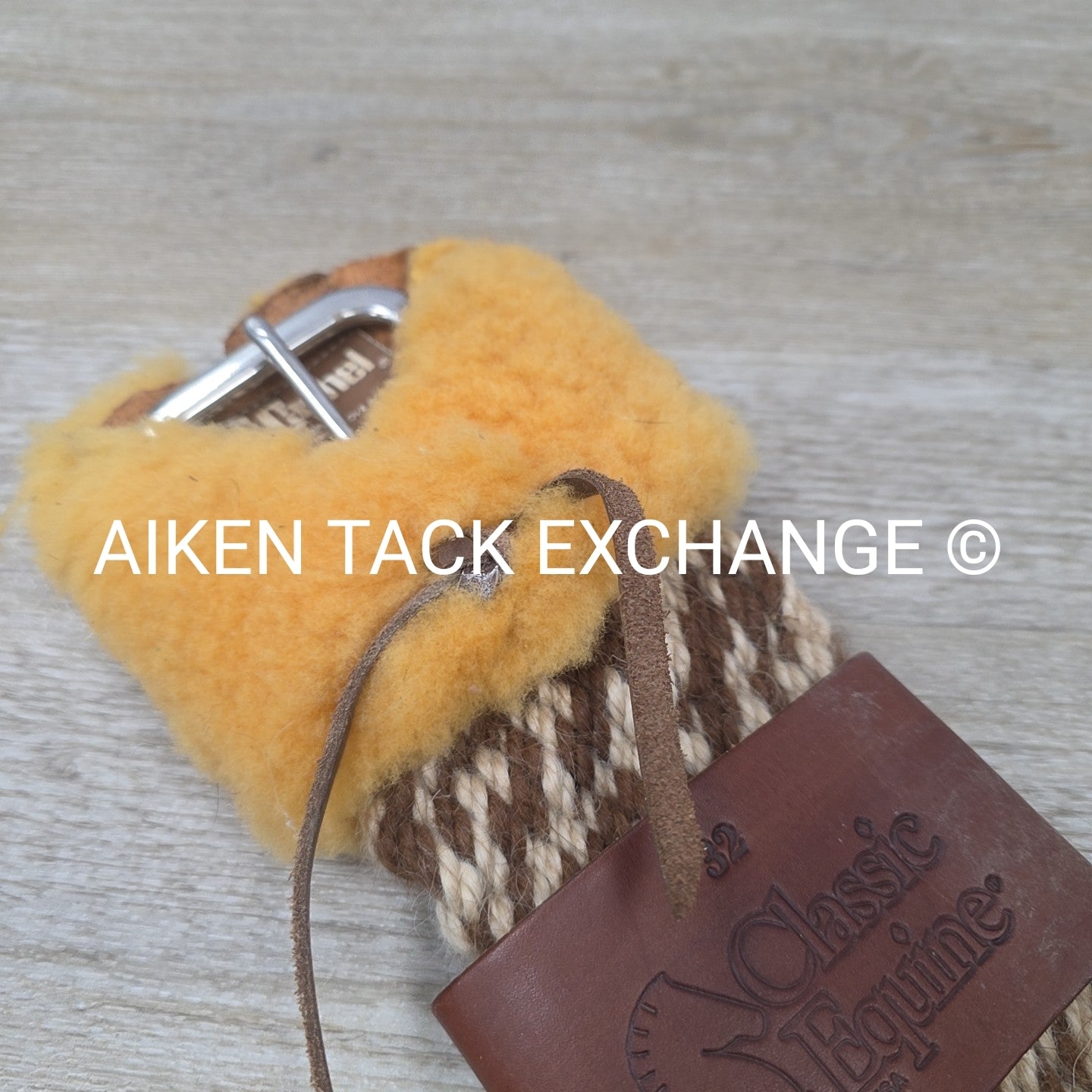 Classic Equine Mohair Alpaca Roper Cinch with Cashel ring Master Cinch Protector
