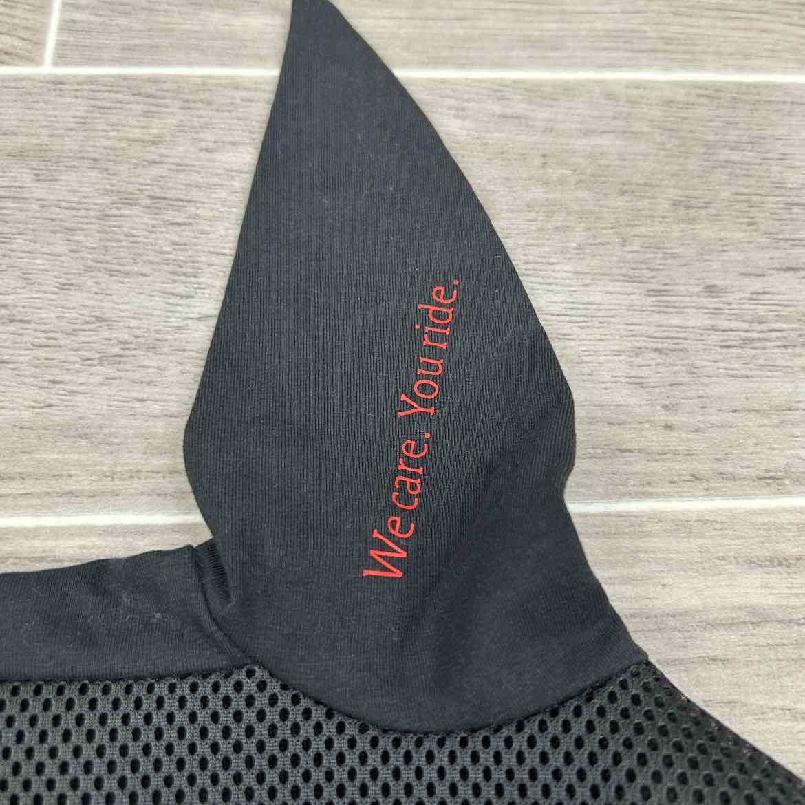 CWD Jumping Saddle Pad with Matching Ear Bonnet, Size Full