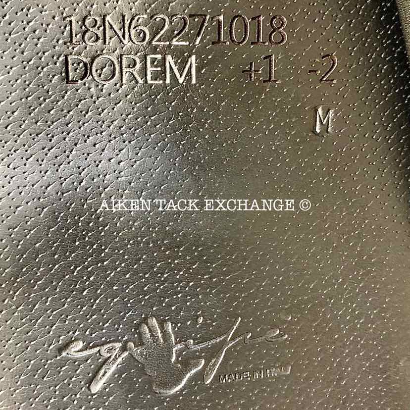 **SOLD** 2018 Equipe Oracle Monoflap Dressage Saddle, 18" Seat, Medium Wide Tree, Foam Panels
