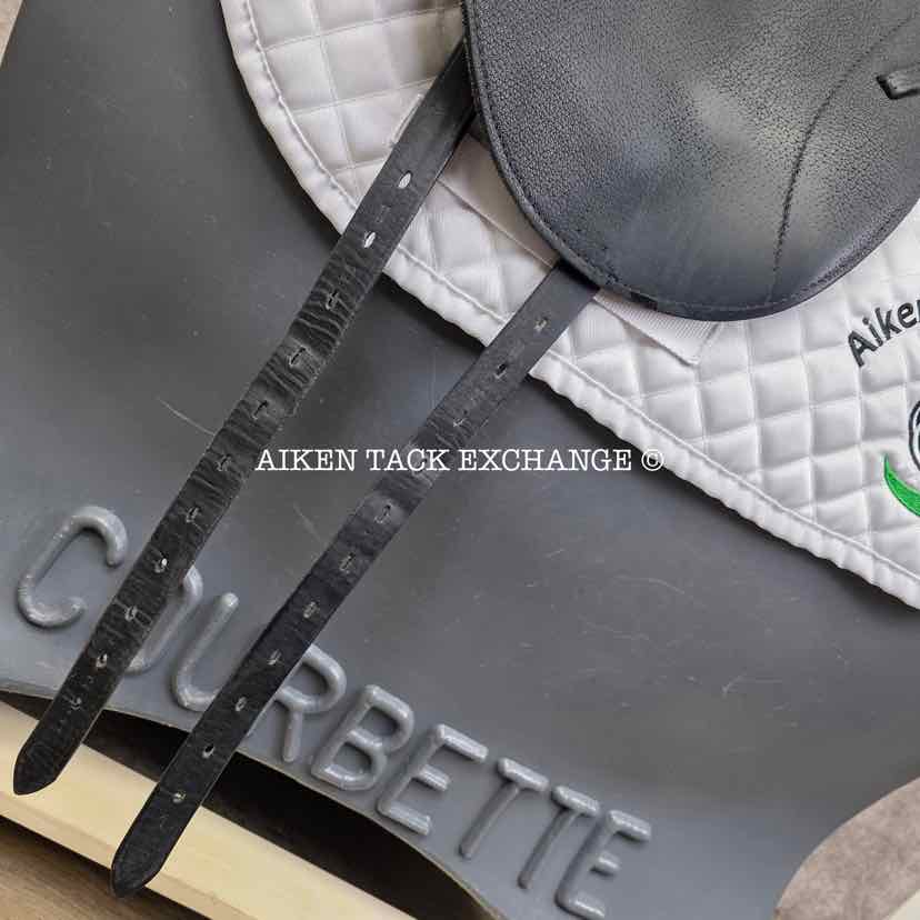 **SOLD** 2018 Custom Saddlery Icon Coda W Monoflap Dressage Saddle, 17.5" Seat, Adjustable Tree, Wool Flocked Panels