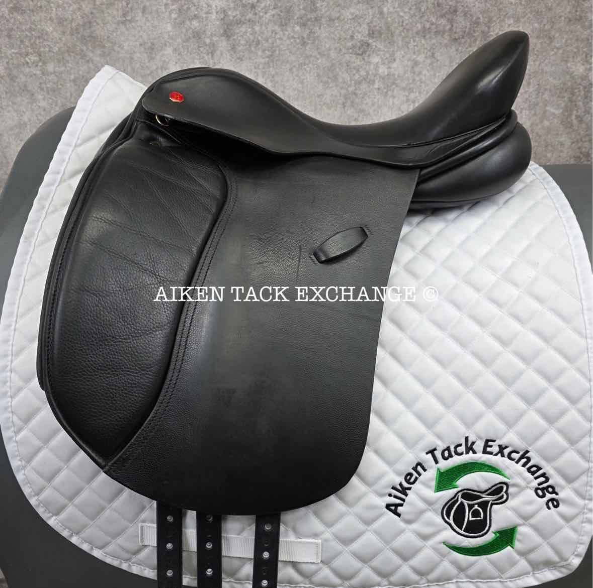 2012 Hastilow Concept Dressage Saddle, 17" Seat, Adjustable Tree - Changeable Gullet, Wool Flocked Panels