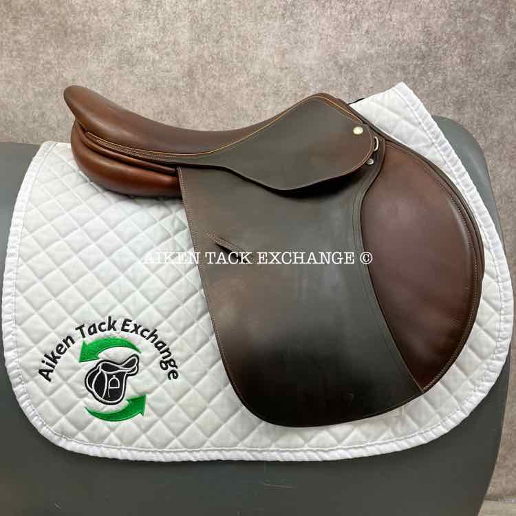 2002 Luc Childeric M Close Contact Jump Saddle, 17" Seat, 3 Flap, AO Tree - Medium Wide/Wide, Foam Panels