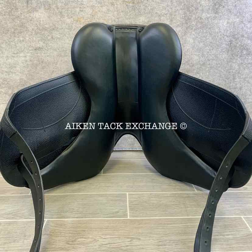 **SOLD** 2021 Arion Monoflap Dressage Saddle, 17" Seat, 1C Flap - Short, Medium Wide/Wide Tree, Foam Panels, Buffalo Leather