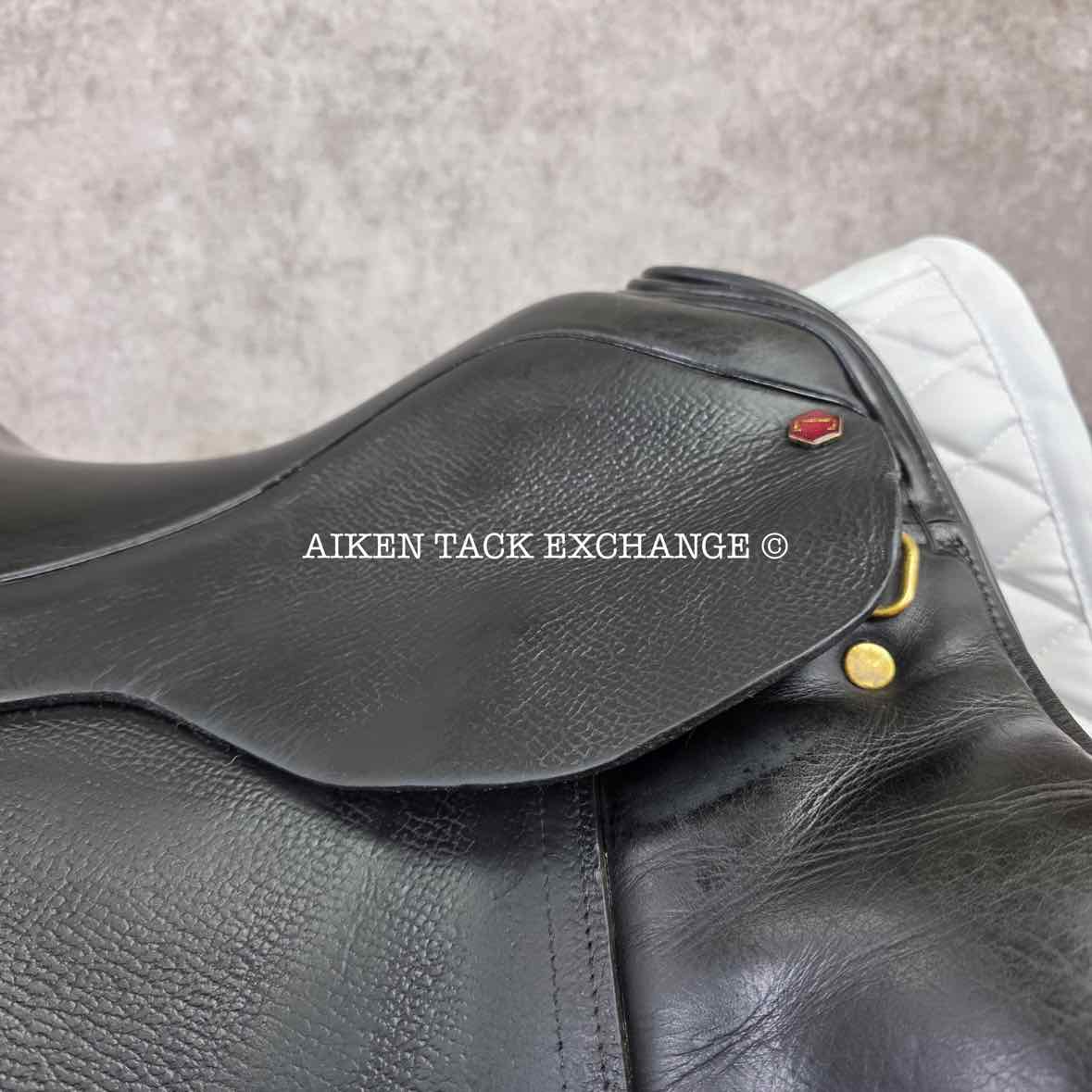 Albion SLK Dressage Saddle, 18" Seat, Medium Wide Tree, Wool Flocked Panels