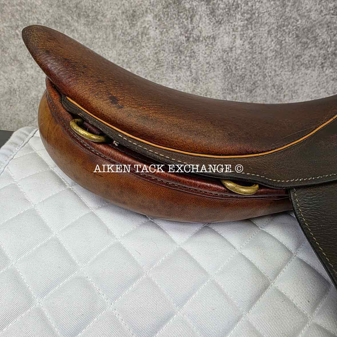 Crosby The Hampton Classic Close Contact Jump Saddle, 17" Seat, Medium Tree, Foam Panels