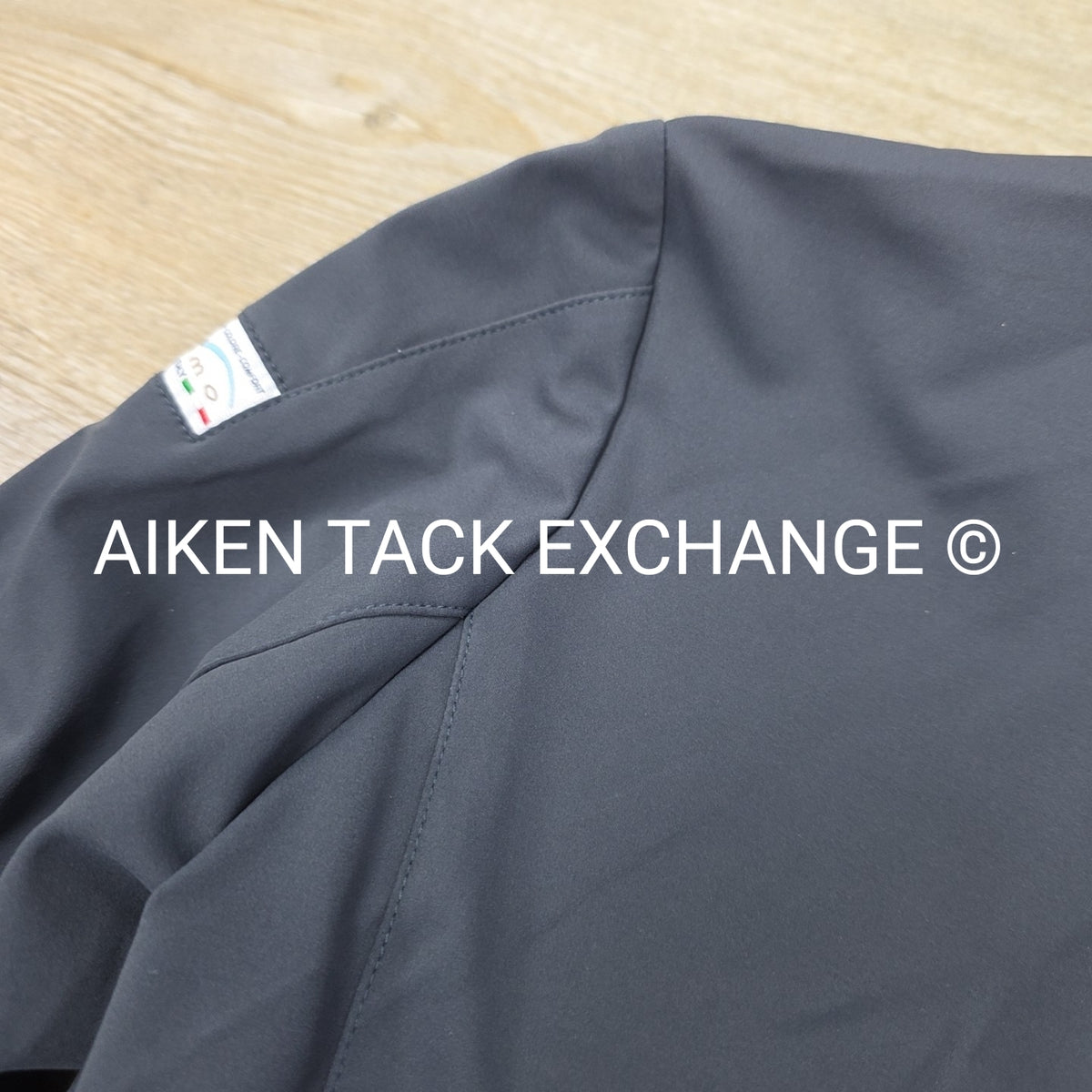 Animo Show Coat, Size US 6 / I 42