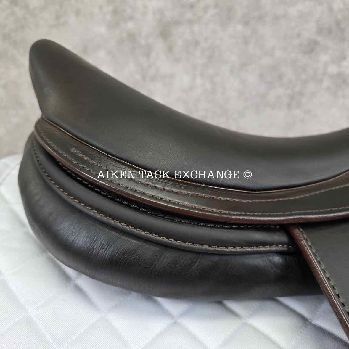 2012 Prestige Boston Close Contact Jump Saddle, 17" Seat, 33 Tree - Medium, Wool Flocked Panels