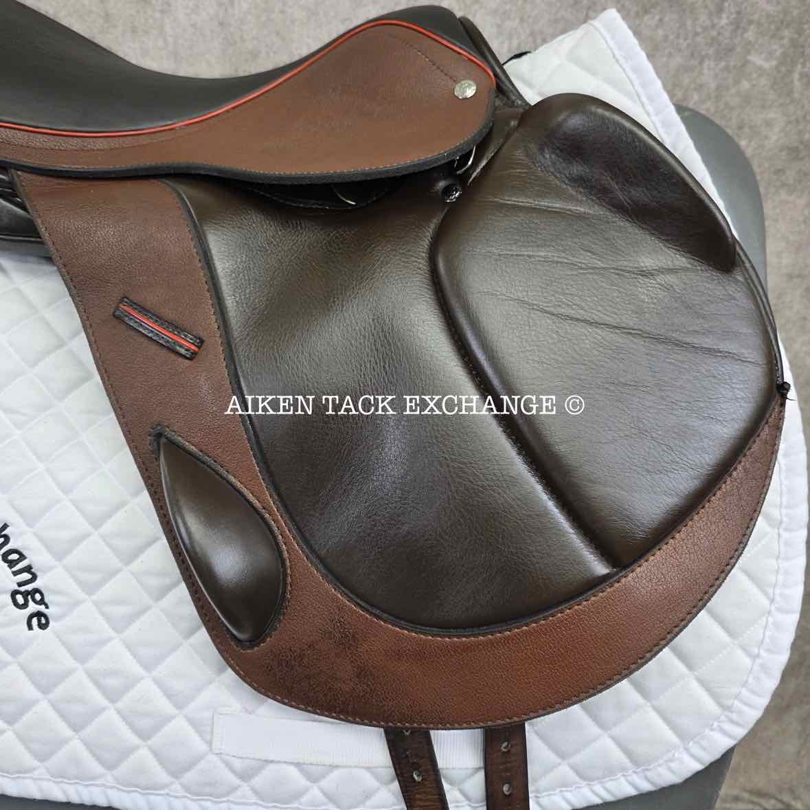 2019 Custom Saddlery Monte Carlo Monoflap Jump Saddle, 17.5" Seat, Adjustable Tree, Wool Flocked Panels