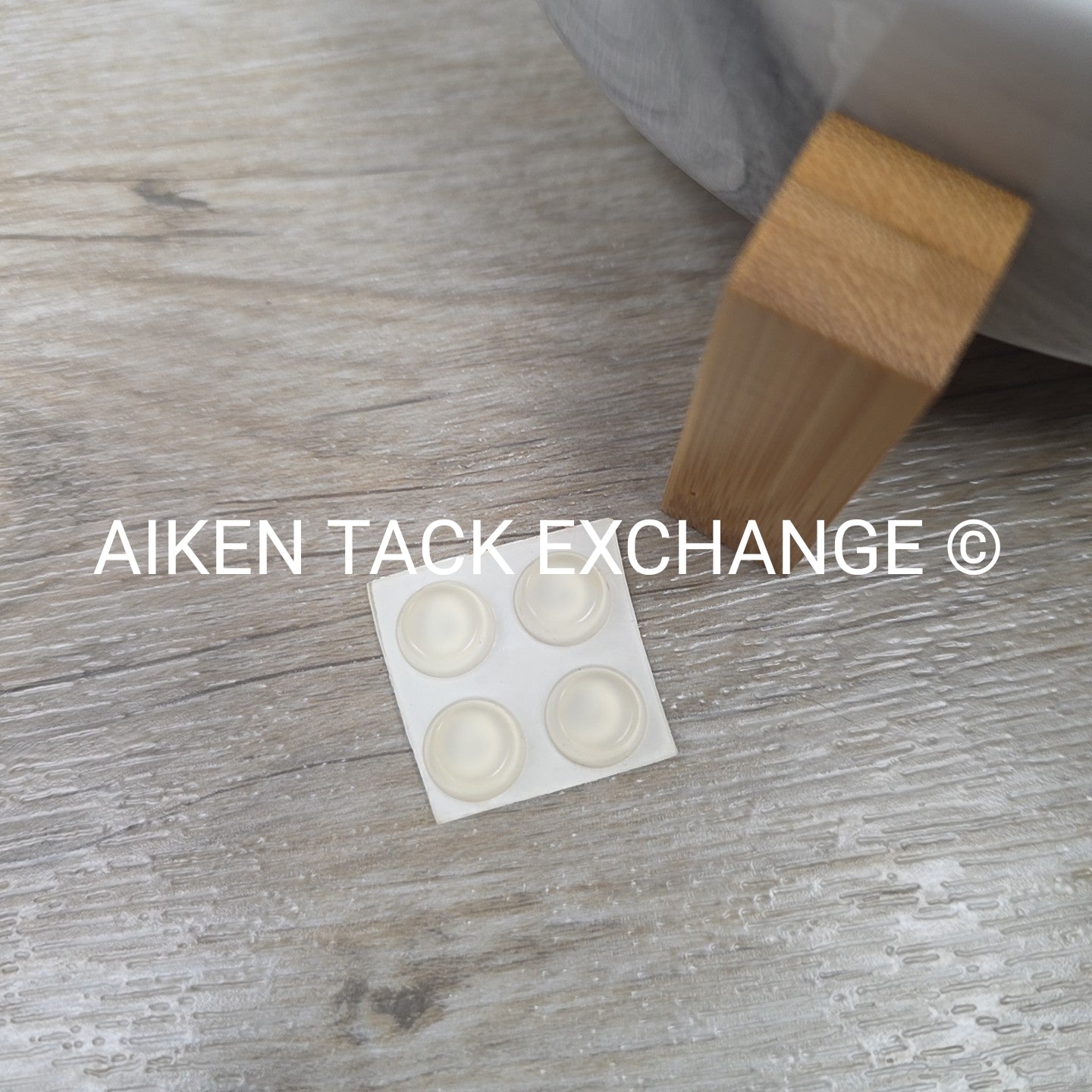 Elevated Ceramic Pet Feeder