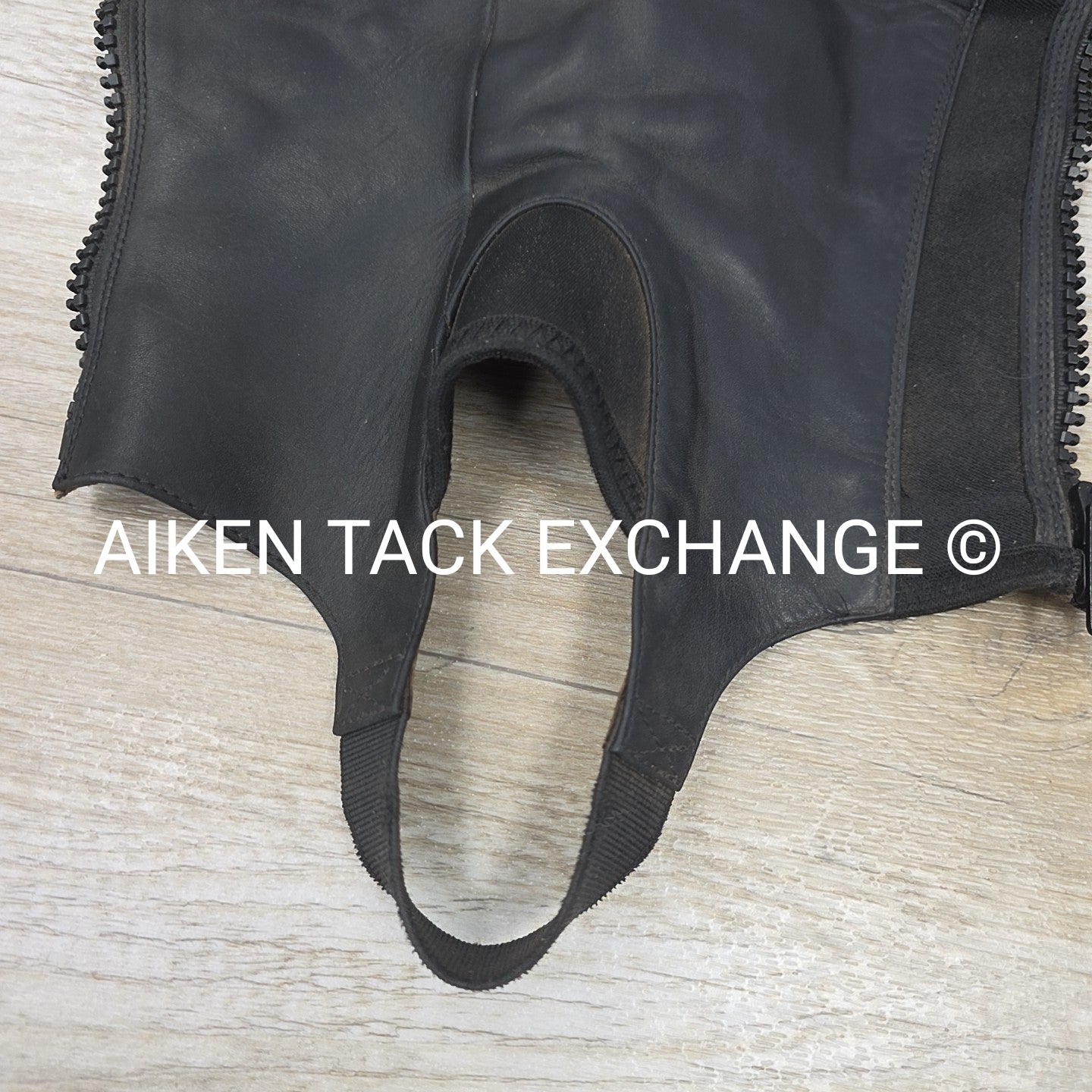 Ariat Close Contour Half Chaps, Black, Size S