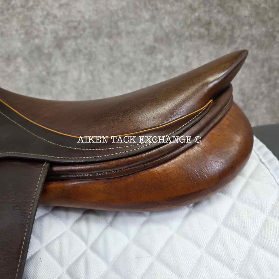 Pessoa Close Contact Jump Saddle, 17.5" Seat, Medium Tree, Foam Panels