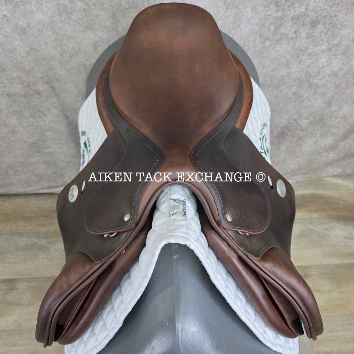 2015 Meyer Act 1 Close Contact Jump Saddle, 17.5" Seat, Medium Tree, Foam Panels
