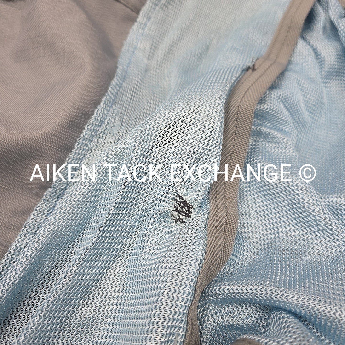 Schneiders Airmesh II Turnout Sheet, Size 76" (has been repaired)