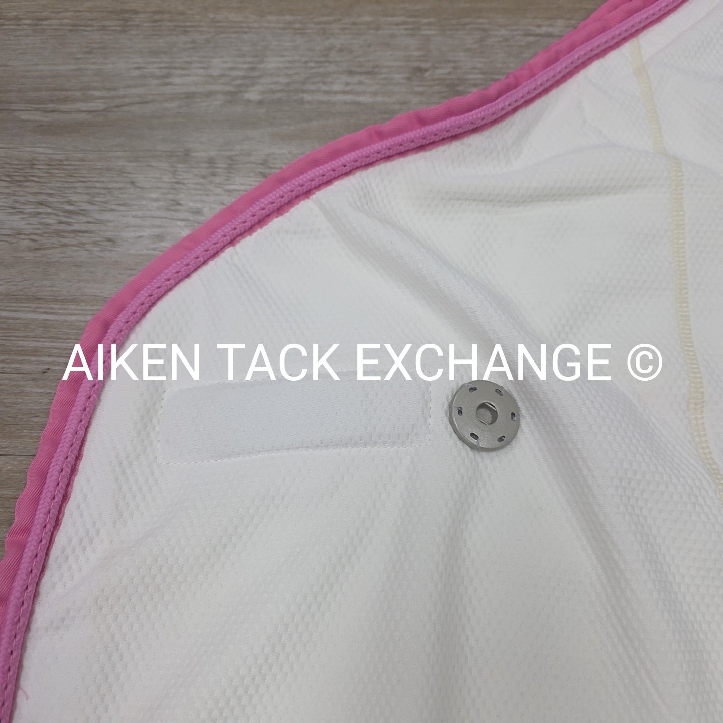 Fenwick Equestrian Pop Star Dress Sheet Sporty Cooler, 68"