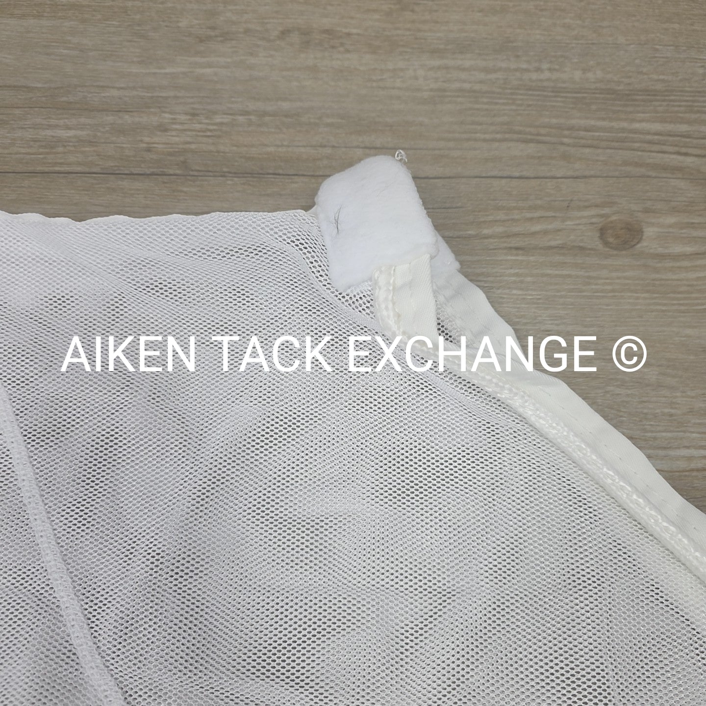 Fenwick Equestrian BodyGuard Mesh Cooler, White (has some marks) 60"