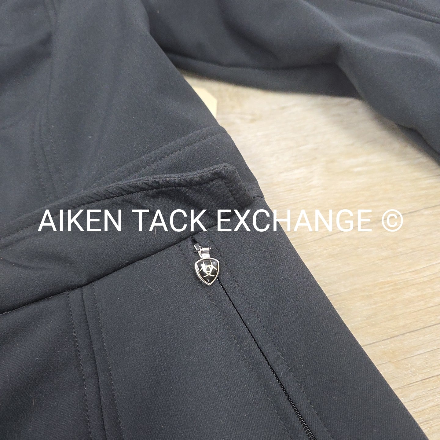 Ariat Soft Shell Jacket, Size Large