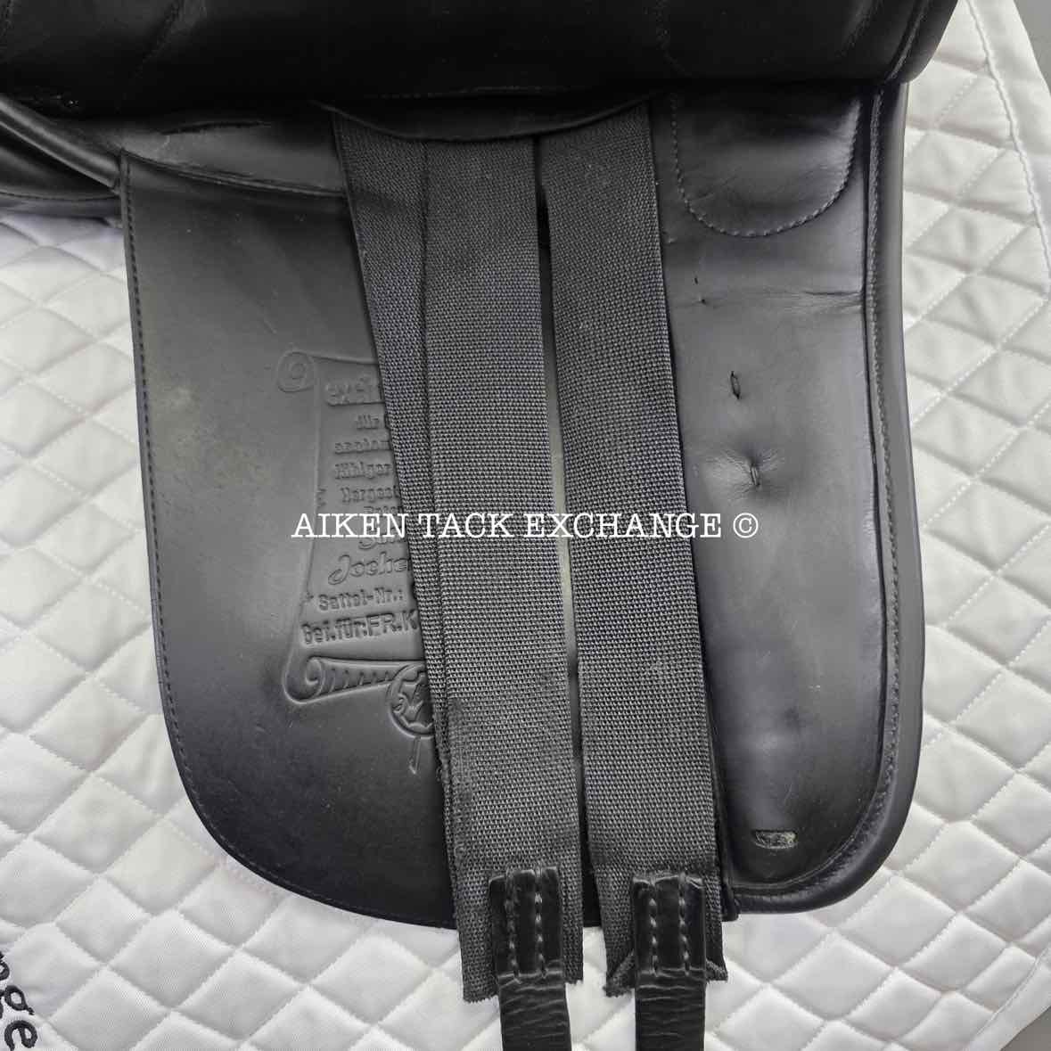 2001 Hennig Sofa Dressage Saddle, 17" Seat, Medium Tree, Wool Flocked Panels