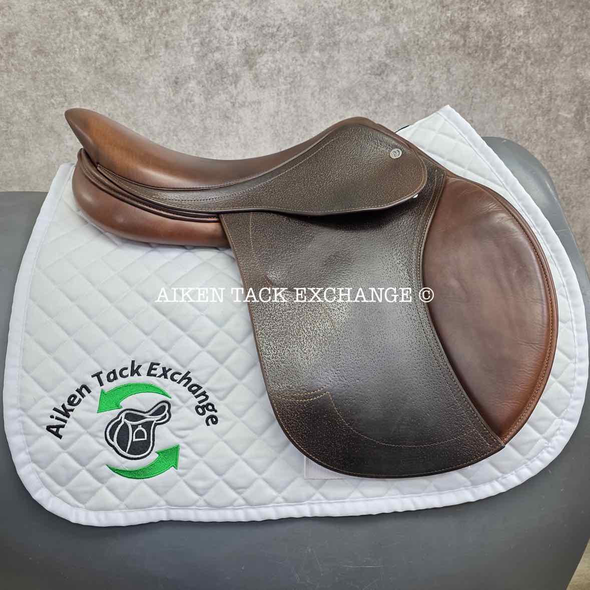 2017 PJ Close Contact Jump Saddle, 17" Seat, 3L Flap, Medium Wide Tree, Foam Panels